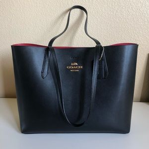 **SOLD** Coach large structured shoulder purse